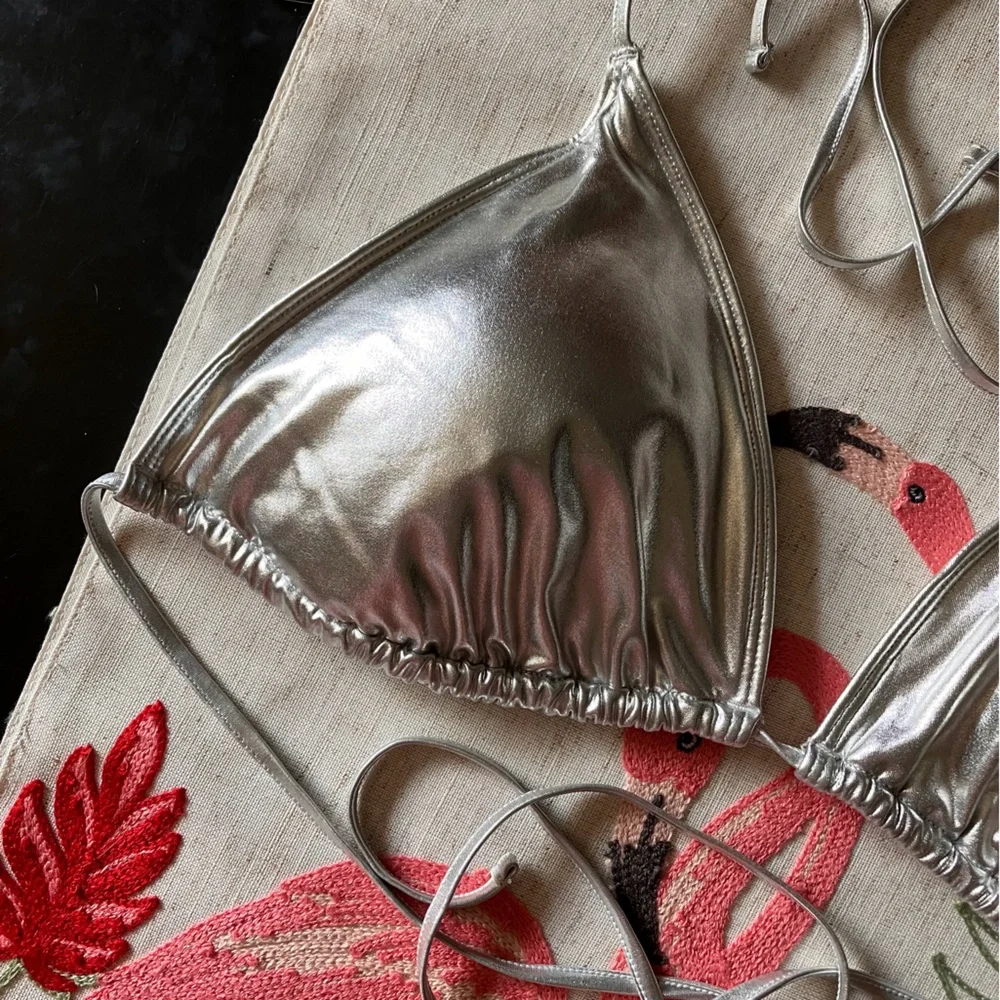 🆕 aerie Silver Triangle Bikini Top 🐳🌸☀️ - Picture 3 of 6